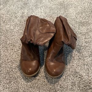 Mudd Women's Brown Ankle Boots